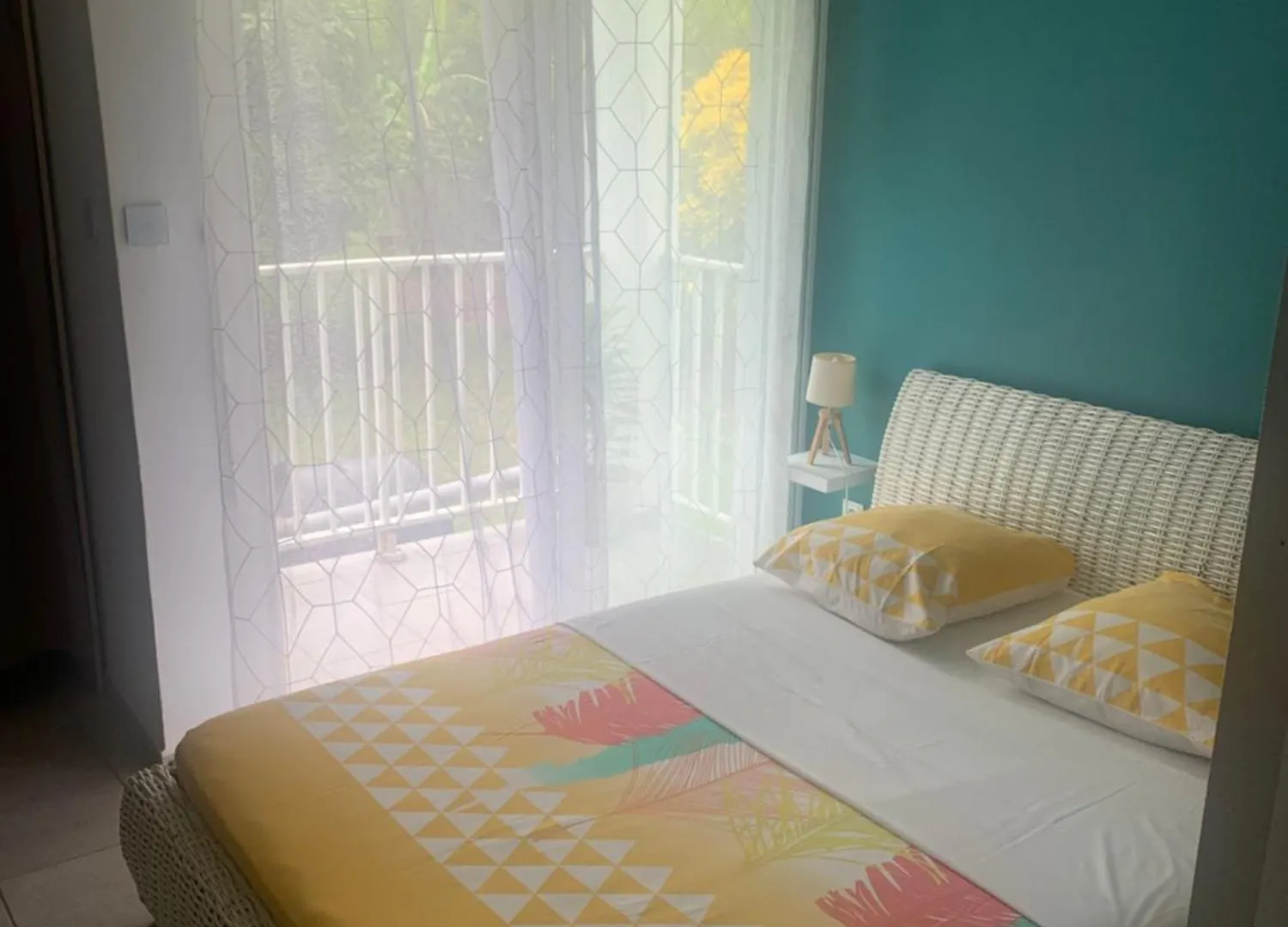 Appartement F3 Dans Maison Individuelle Avec Jardin Arbore Le Lamentin